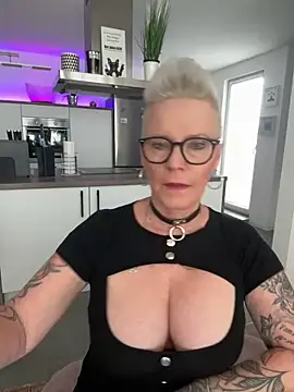 German Milf online show from 05-12-26, 12:02