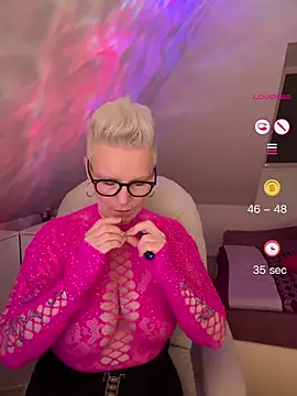 German Milf online show from 05-19-26, 12:55