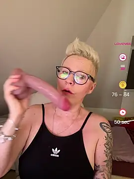 German Milf online show from 05-26-26, 09:38