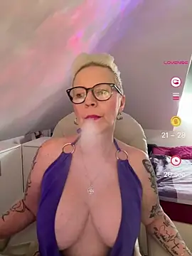 German Milf online show from 05-31-26, 12:34