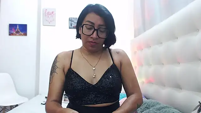 Snapshot of hornywife_ chatting on 09-19-25, 07:25 hornywife online show from 09-19-25, 07:25