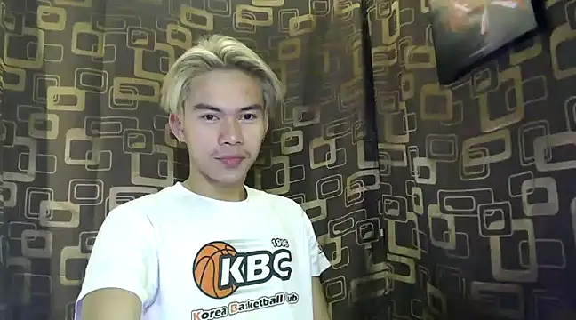 Snapshot of asianpatt69 chatting on 12-11-24, 12:12 asianpatt69 online show from 12-11-24, 12:12