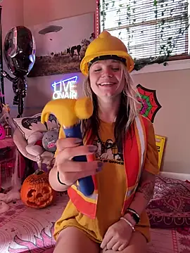 Cutiepiespanks online show from 10-27-25, 08:35