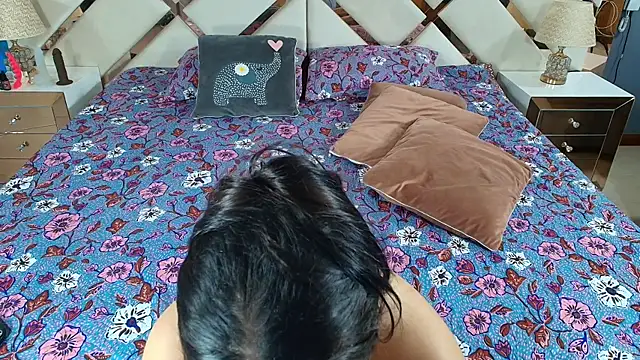 Snapshot of NaughtyAnaa chatting on 03-04-25, 12:29 NaughtyAnaa online show from 03-04-25, 12:29