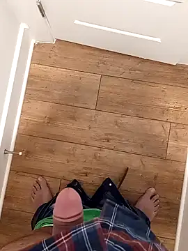 Snapshot of Mark_Dad chatting on 01-01-25, 11:51 Mark Dad online show from 01-01-25, 11:51