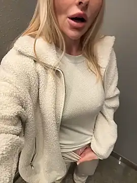 EmaSalis online show from 11-27-25, 08:16