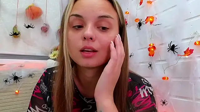 Misss Vikk online show from 11-01-25, 03:14