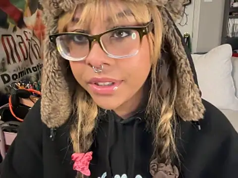 N1NT3NDH03 online show from 12-15-25, 02:21