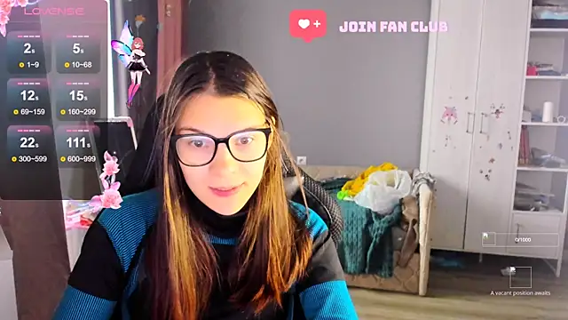 MollyLollipop online show from 10-10-25, 04:22