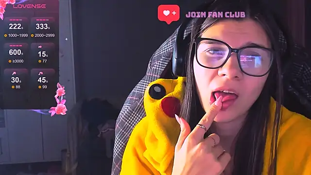 MollyLollipop online show from 11-25-25, 04:51