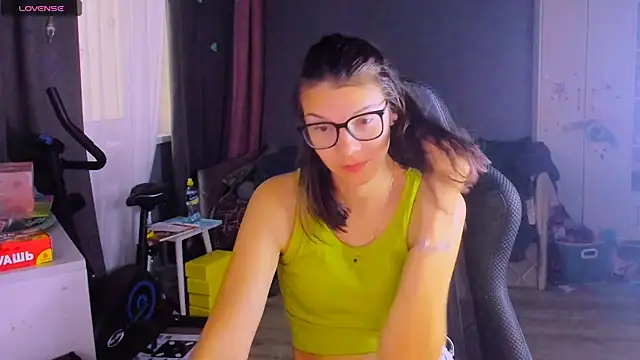 MollyLollipop online show from 08-04-26, 03:43