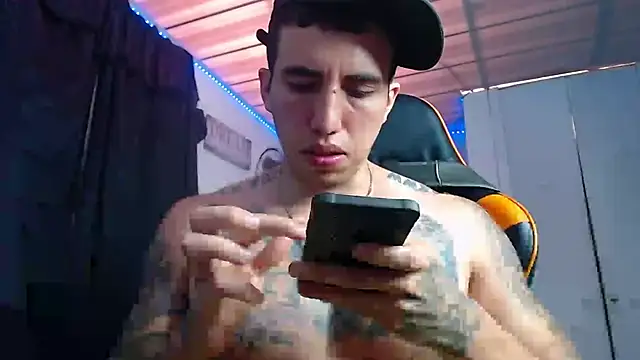 Adam Hudsond online show from 11-03-25, 01:56