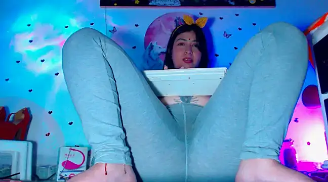 Snapshot of oliviarodriguez2u chatting on 01-11-25, 01:37 oliviarodriguez2u online show from 01-11-25, 01:37