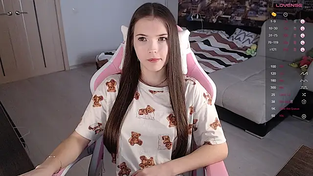 Eva Davie online show from 02-13-25, 10:55