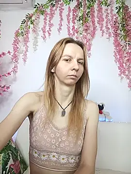 Snapshot of Bell_a_mi_ chatting on 07-10-26, 11:24 Bell a mi online show from 07-10-26, 11:24