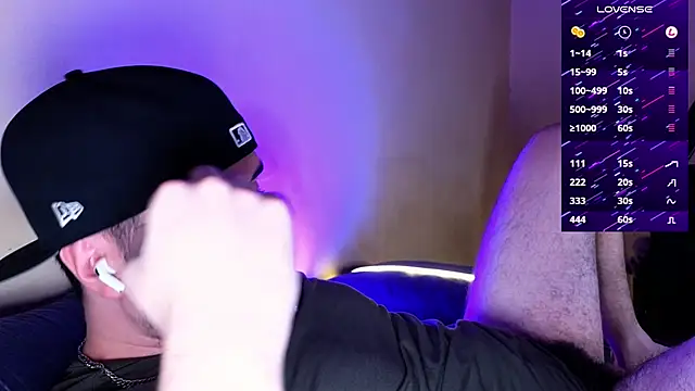 Snapshot of DominantTheo chatting on 01-05-25, 03:11 DominantTheo online show from 01-05-25, 03:11