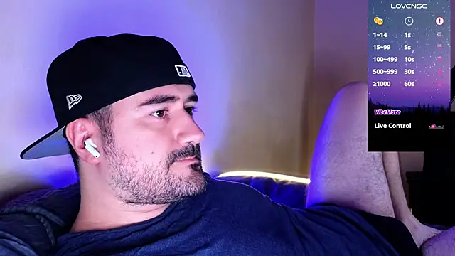 Snapshot of DominantTheo chatting on 01-29-25, 03:01 DominantTheo online show from 01-29-25, 03:01