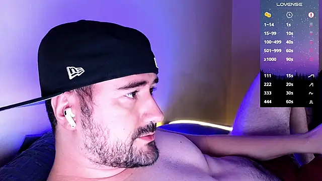 Snapshot of DominantTheo chatting on 02-06-25, 03:27 DominantTheo online show from 02-06-25, 03:27