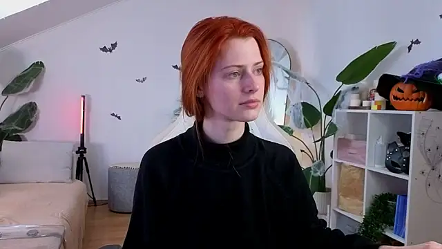 doll lesli online show from 11-02-25, 09:33