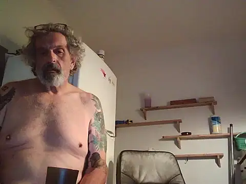 Victoria121565 online show from 03-28-26, 12:16