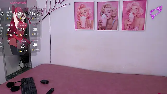 Snapshot of Adele_LatinLady chatting on 04-22-26, 08:21 Adele LatinLady online show from 04-22-26, 08:21