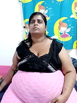 SusanaEshwar online show from 04-17-26, 04:21