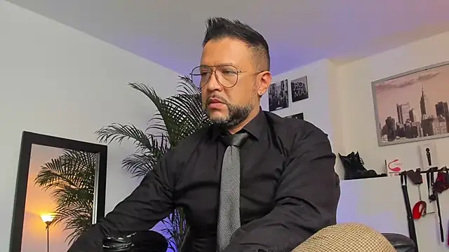 MrFrank tattoo online show from 01-27-25, 02:13