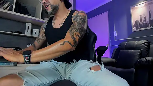 MrFrank tattoo online show from 11-11-25, 02:22