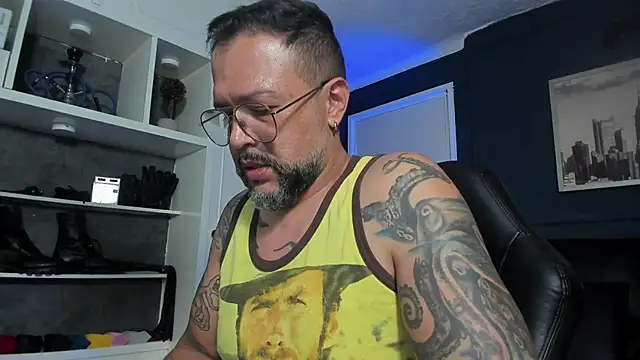 MrFrank tattoo online show from 06-23-26, 01:14