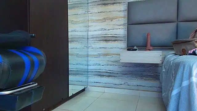 oliver  brown online show from 12-18-25, 12:49