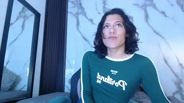 oliver  brown online show from 04-17-26, 10:46