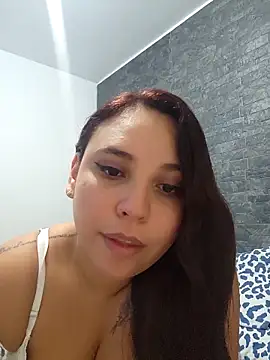 LizzRouse online show from 11-30-25, 03:49