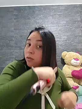 LizzRouse online show from 01-14-26, 06:02