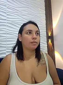 LizzRouse online show from 02-04-26, 11:16