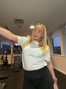 Strongqueen online show from 03-22-26, 06:33