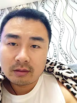 guozuo online show from 04-11-26, 01:48