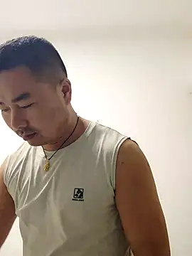guozuo online show from 05-12-26, 01:52