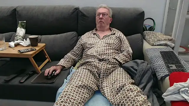 Nudelschwanz online show from 03-01-26, 05:09