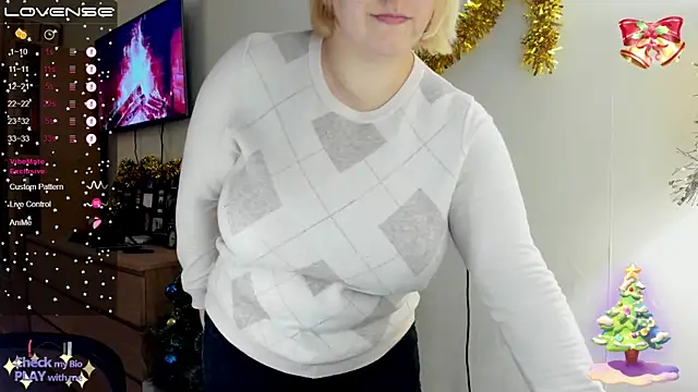 Snapshot of Christen_John_lover chatting on 12-29-24, 05:33 Christen John lover online show from 12-29-24, 05:33