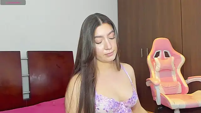 alice-love1 online show from 10-01-25, 01:44