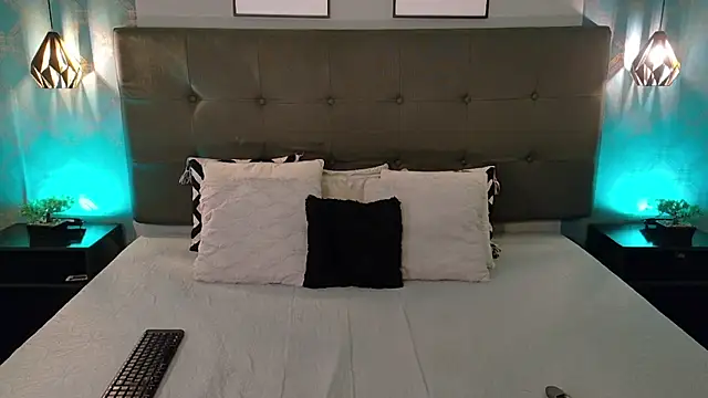 Madisonsmiith online show from 11-06-25, 08:32