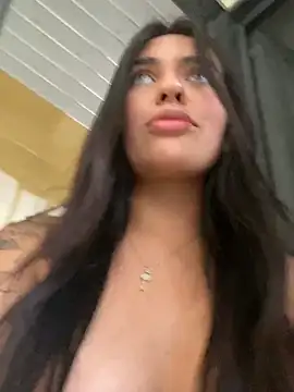 DaphneUwu online show from 01-05-25, 07:28