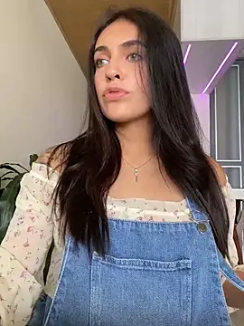 DaphneUwu online show from 02-05-25, 07:42