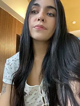 DaphneUwu online show from 11-23-25, 11:04