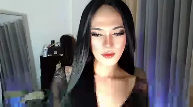 Snapshot of Ts-Glamourosa chatting on 03-15-25, 03:37 Ts-Glamourosa online show from 03-15-25, 03:37