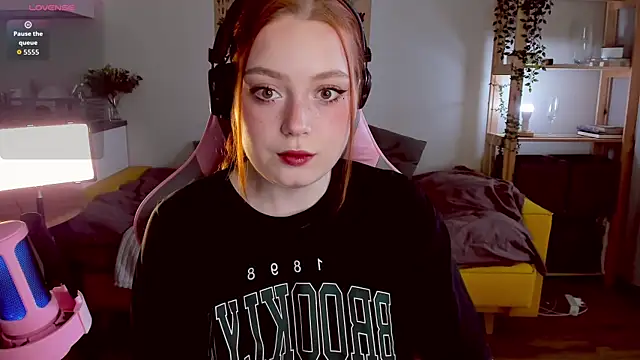 Sofy Benson online show from 09-26-25, 11:14