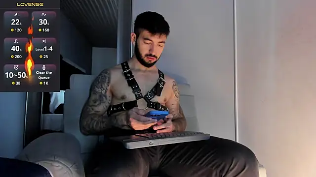 MarkWalker   online show from 03-30-26, 09:43