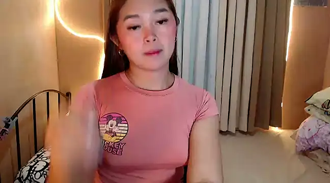 Itsme claire online show from 01-27-25, 10:27