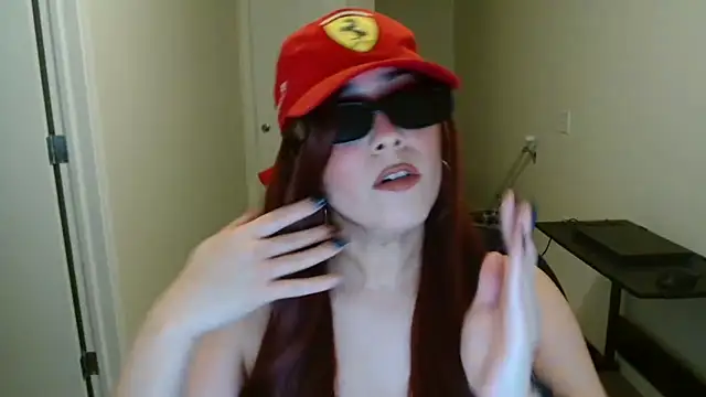 Snapshot of Sassy_Latina chatting on 03-28-26, 04:12 Sassy Latina online show from 03-28-26, 04:12