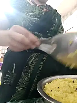 Snapshot of Riyasingh9 chatting on 02-16-25, 04:53 Riyasingh9 online show from 02-16-25, 04:53